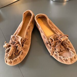 N.D.C. Made by Hand-LIMA-Sample-Brown Suede Kilty Moccasins-Tassels-Sz 39-NWOB